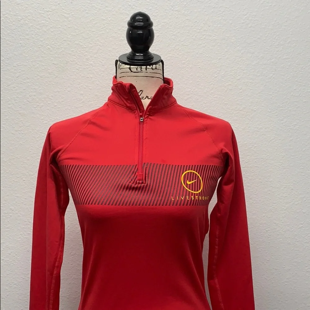 NIKE PRO COMBAT DRI-FIT LIVESTRONG 1/4 ZIP JACKET